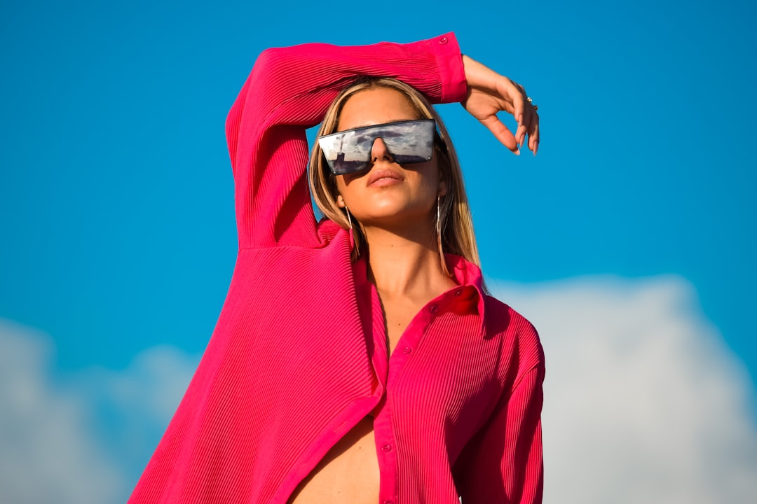 Embracing Individuality: How to Curate a Wardrobe That Speaks to You Embracing Individuality: How to Curate a Wardrobe That Speaks to You